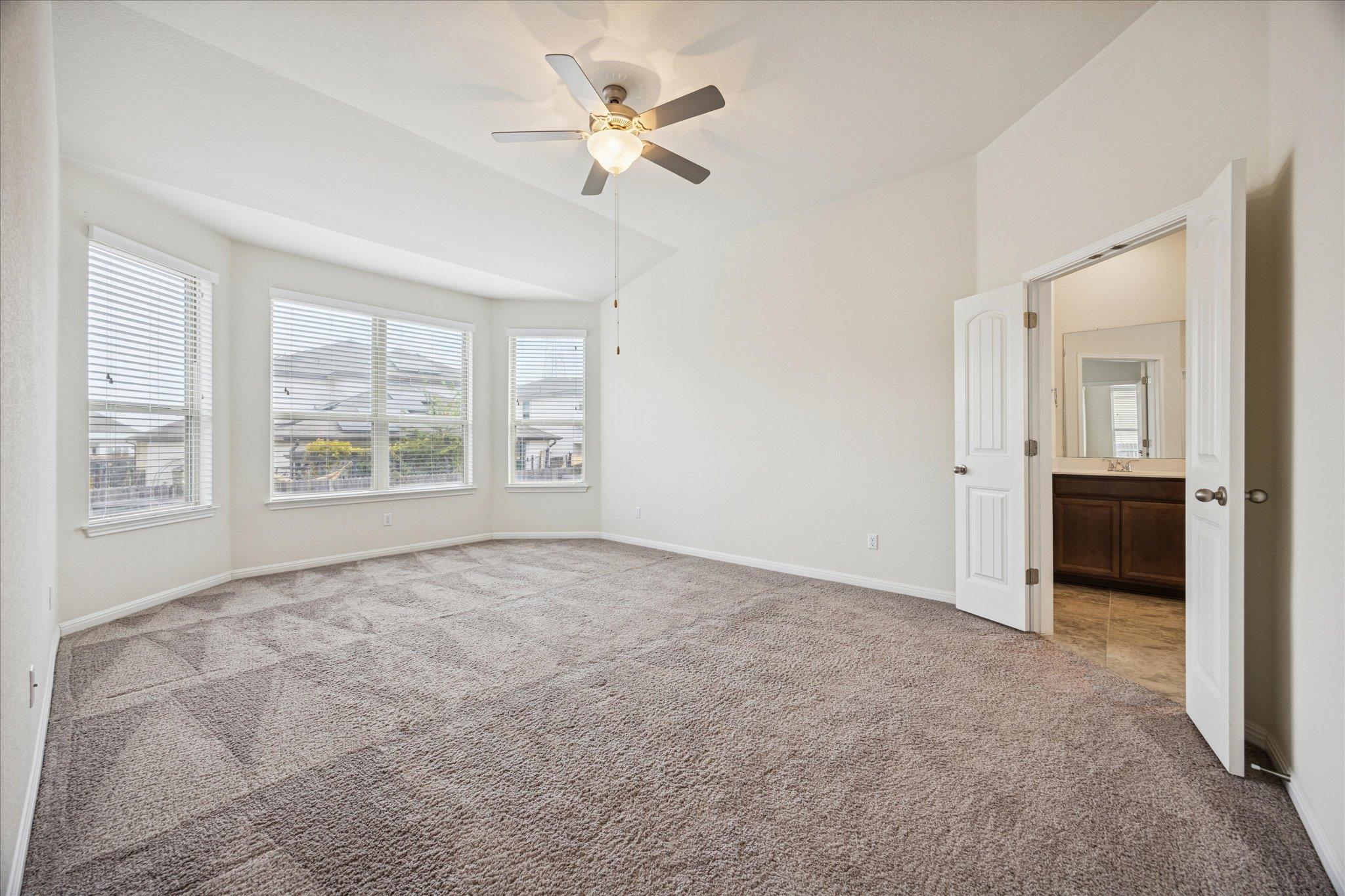 19201 Quebrada Dr, Pflugerville, TX 78660