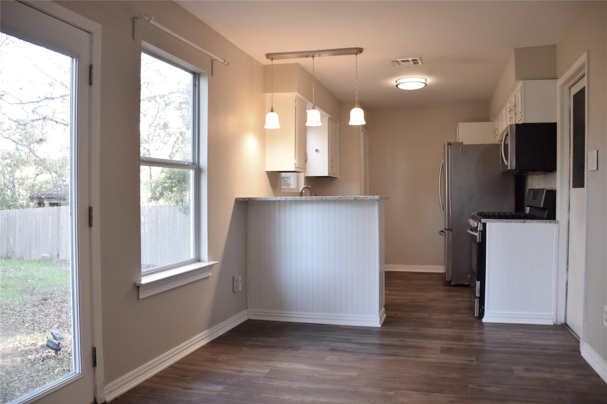 7703 Elderberry Dr, Austin, TX 78745