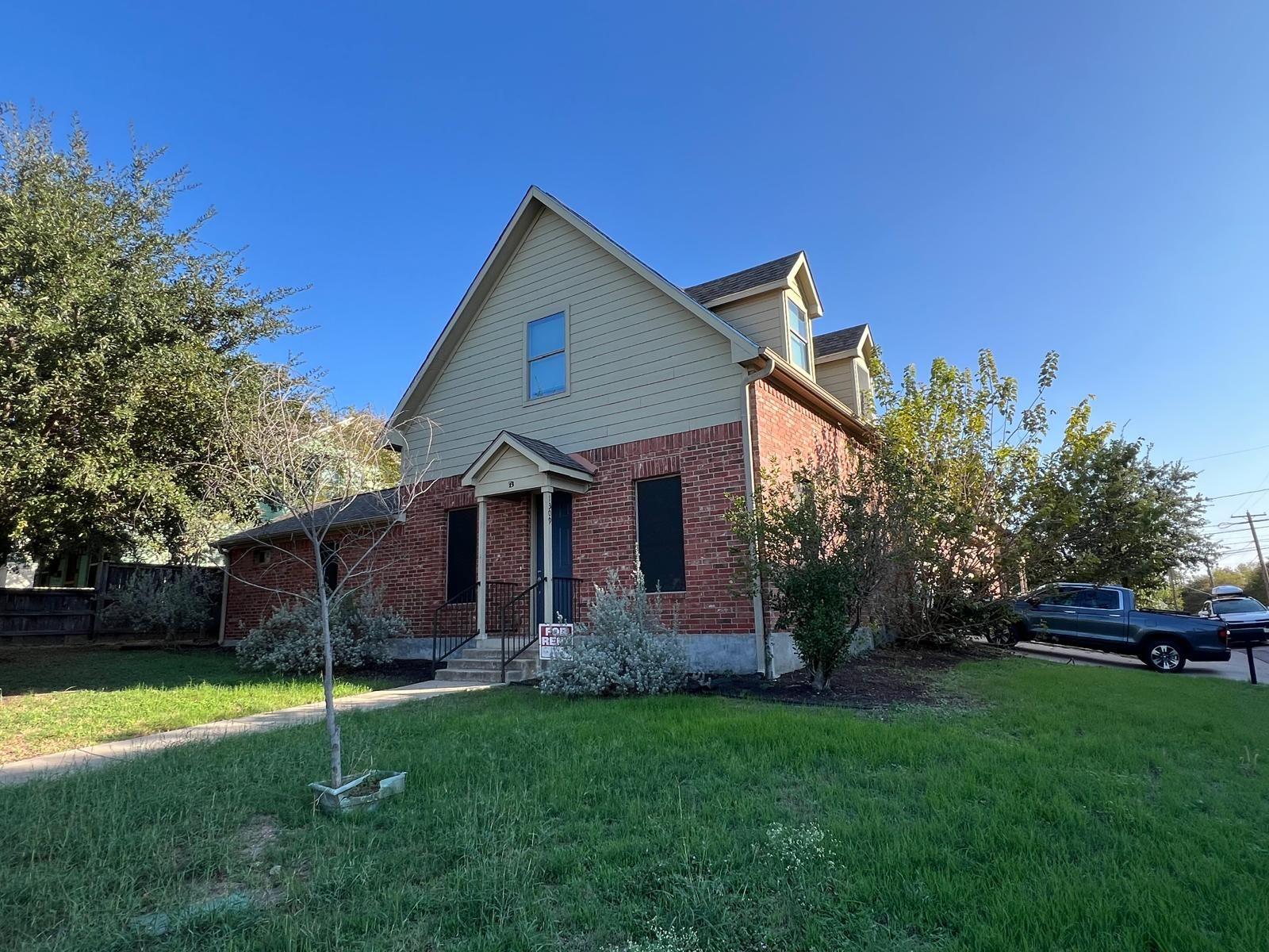 1309 Olander St # B, Austin, TX 78702