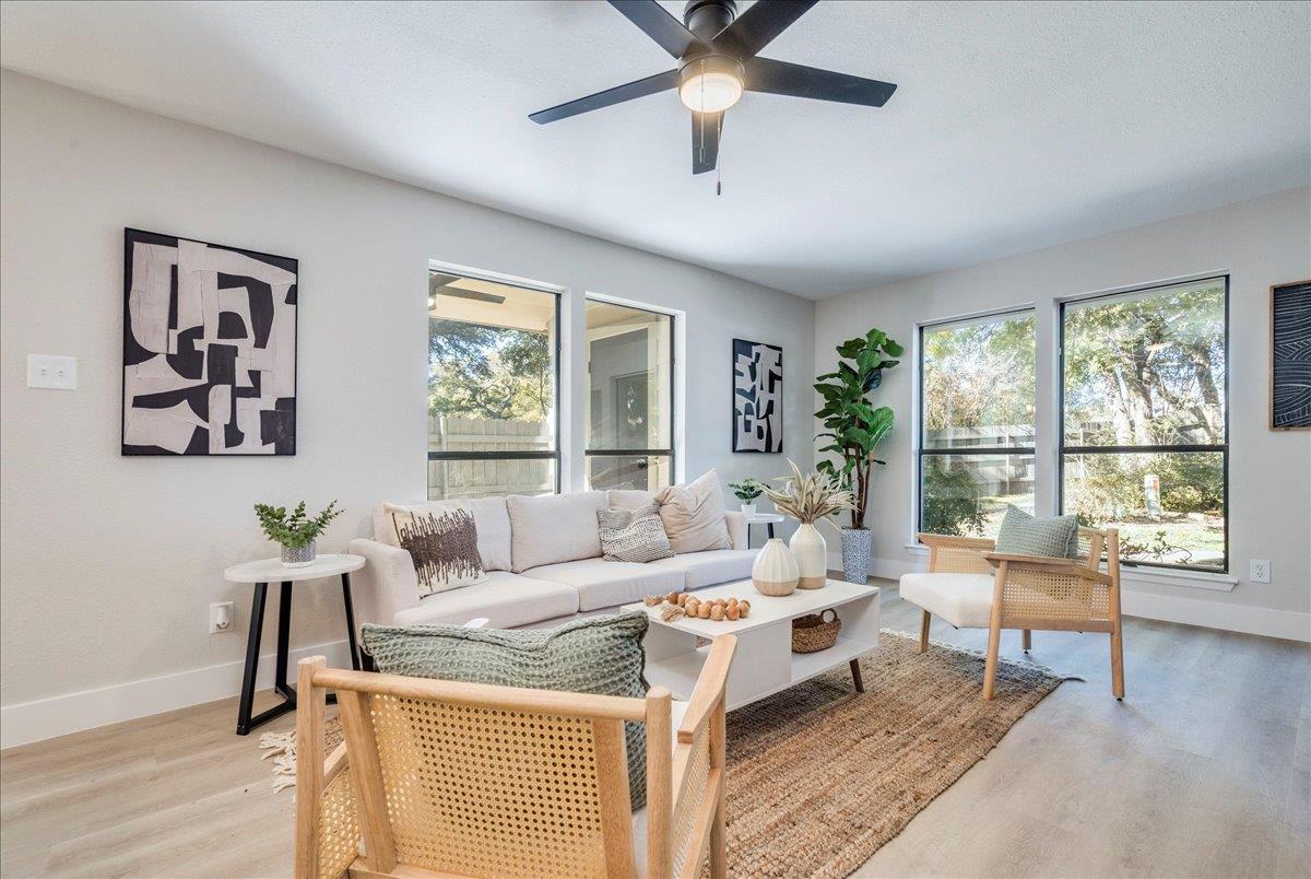 11301 JOLLYVILLE Rd # F2, Austin, TX 78759