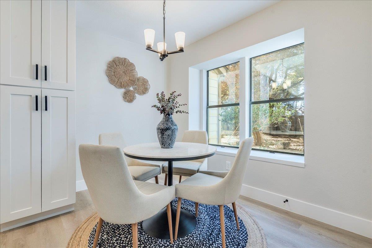 11301 JOLLYVILLE Rd # F2, Austin, TX 78759