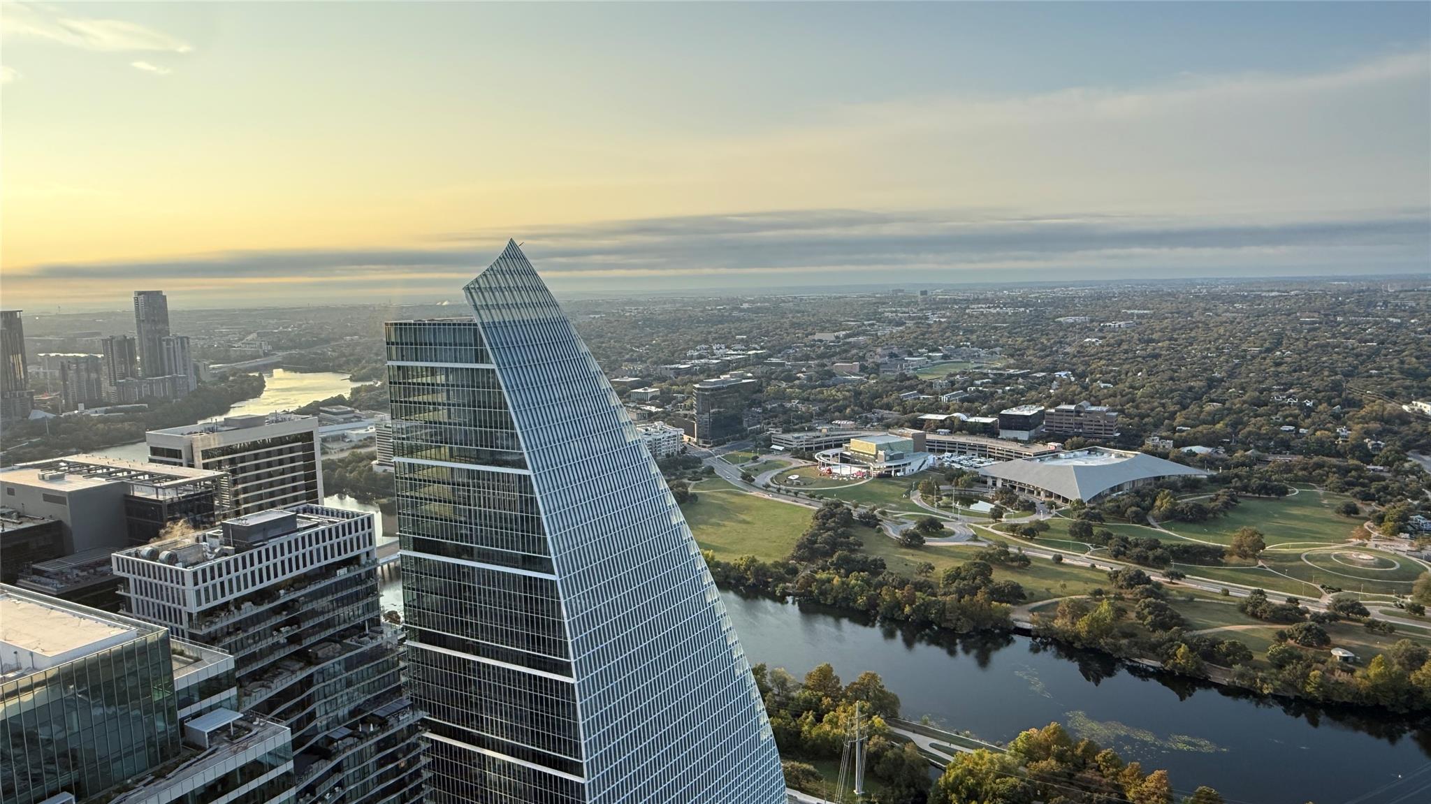 301 West Ave # 4906, Austin, TX 78701