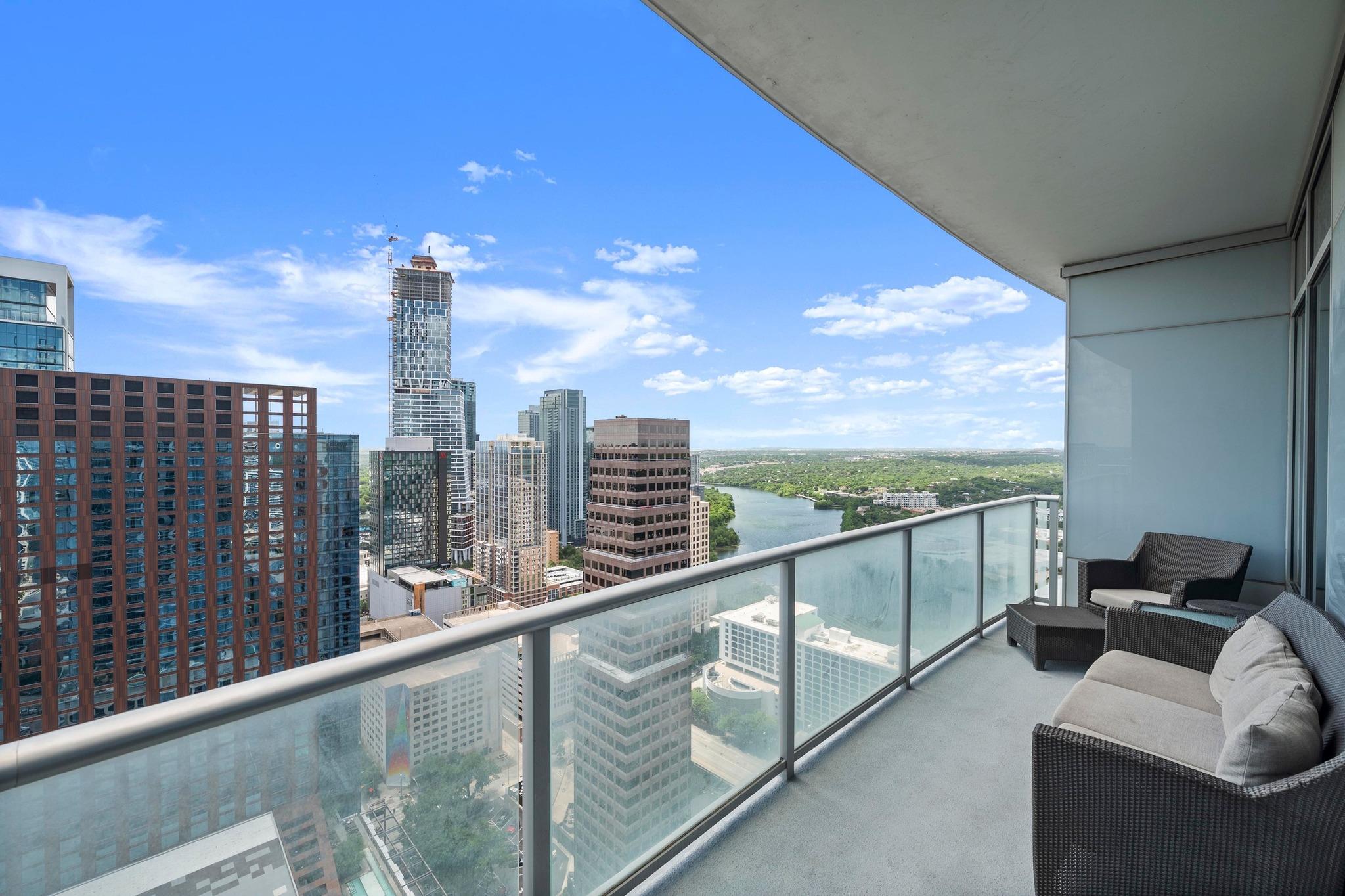 200 Congress Ave # 33BB, Austin, TX 78701