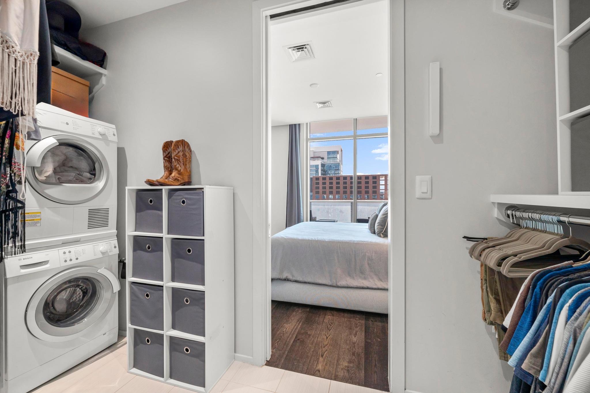 200 Congress Ave # 33BB, Austin, TX 78701