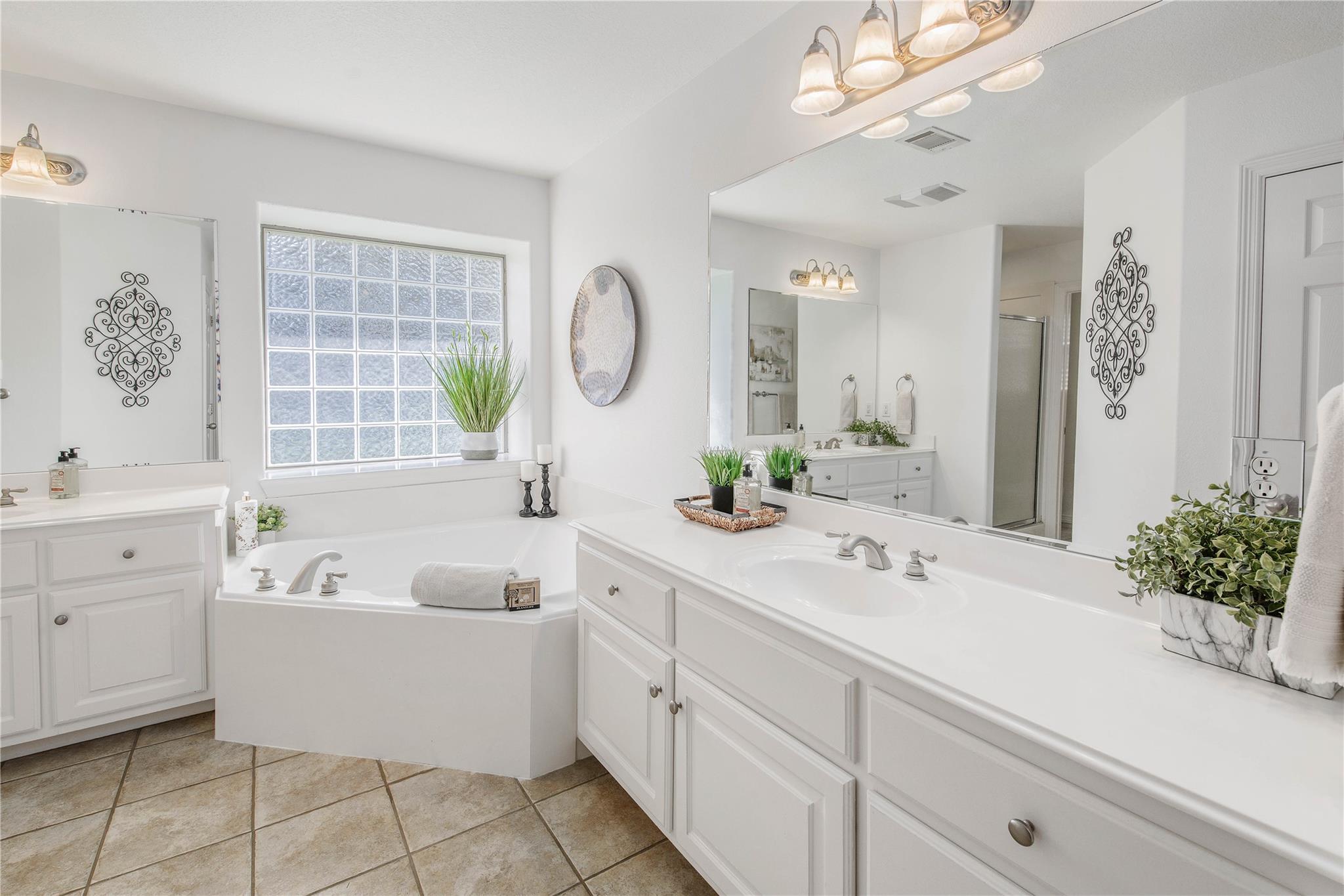 406 Cold Spring Dr, College Station, TX 77845