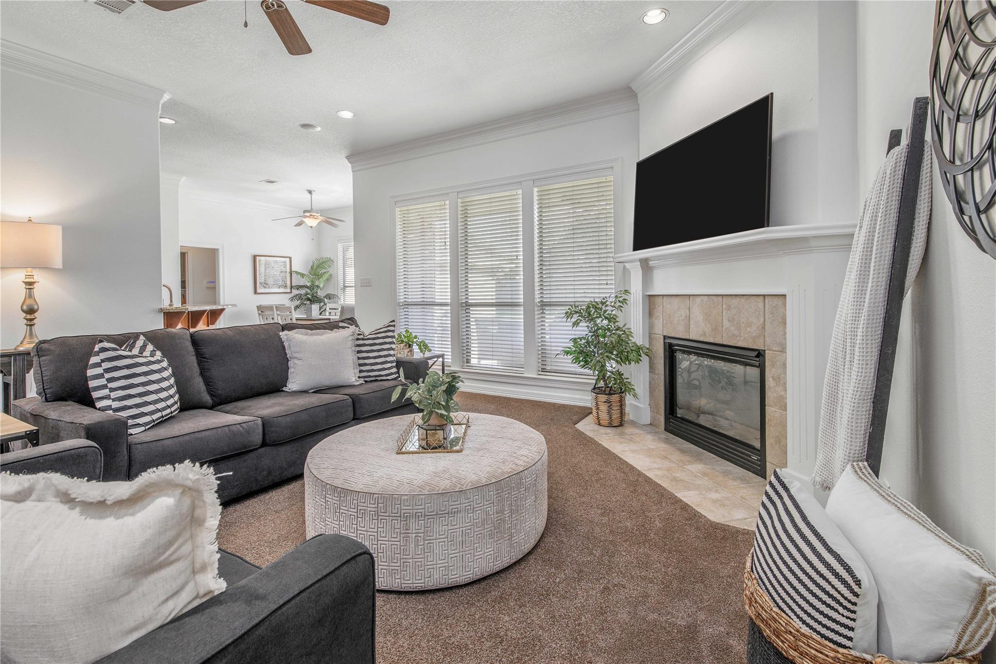 406 Cold Spring Dr, College Station, TX 77845