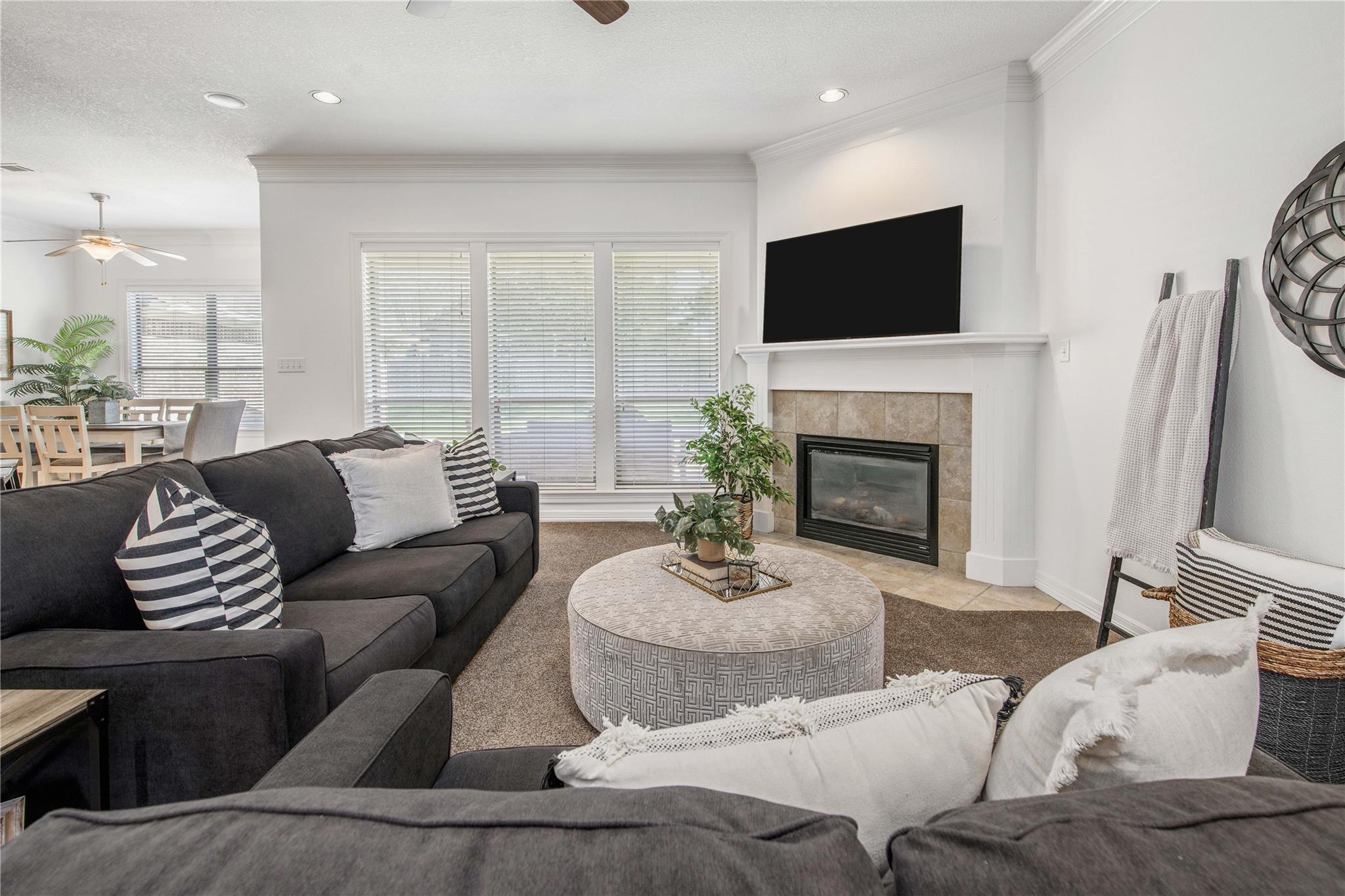 406 Cold Spring Dr, College Station, TX 77845