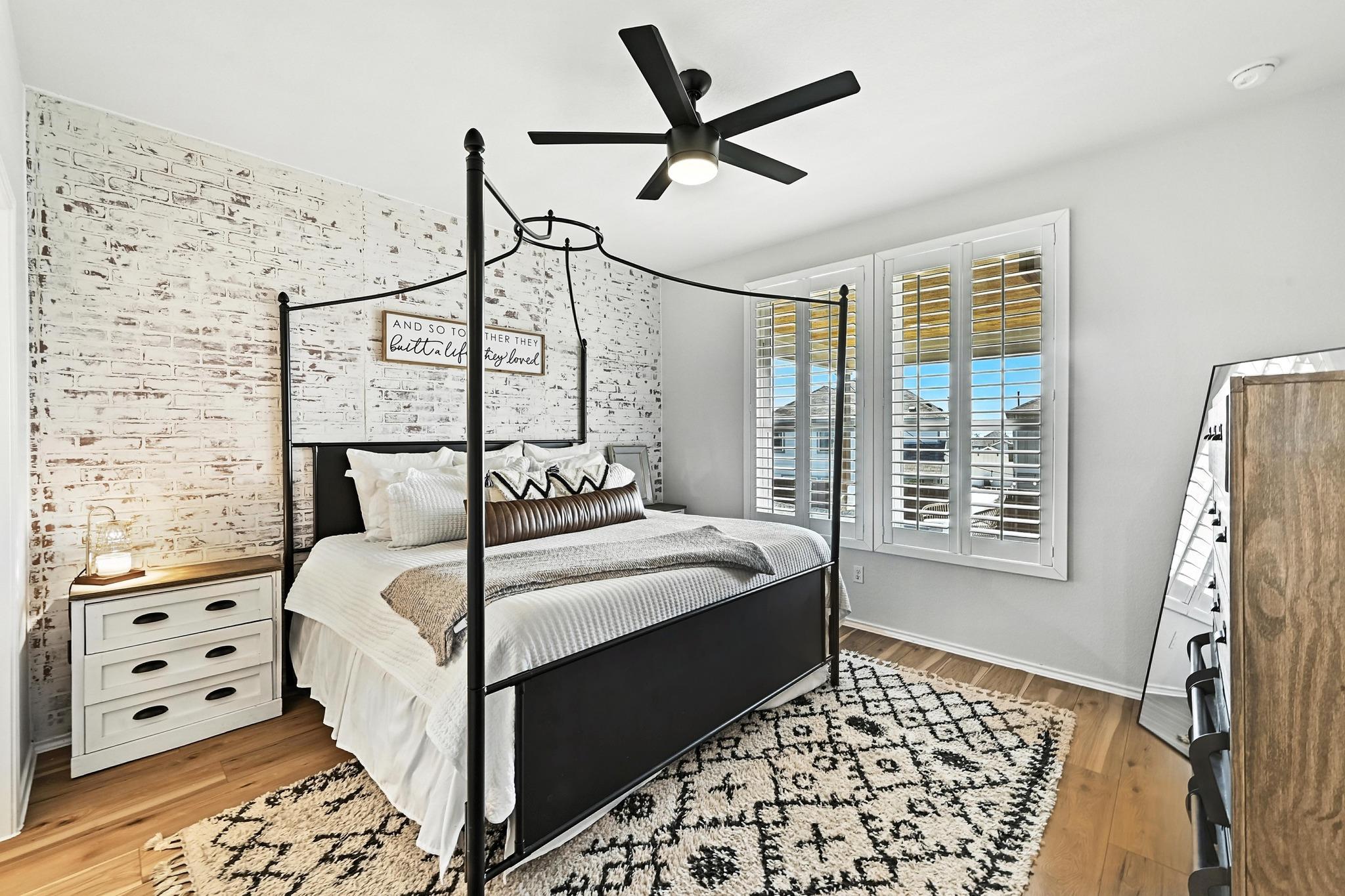 126 Silktassel Way, Buda, TX 78610