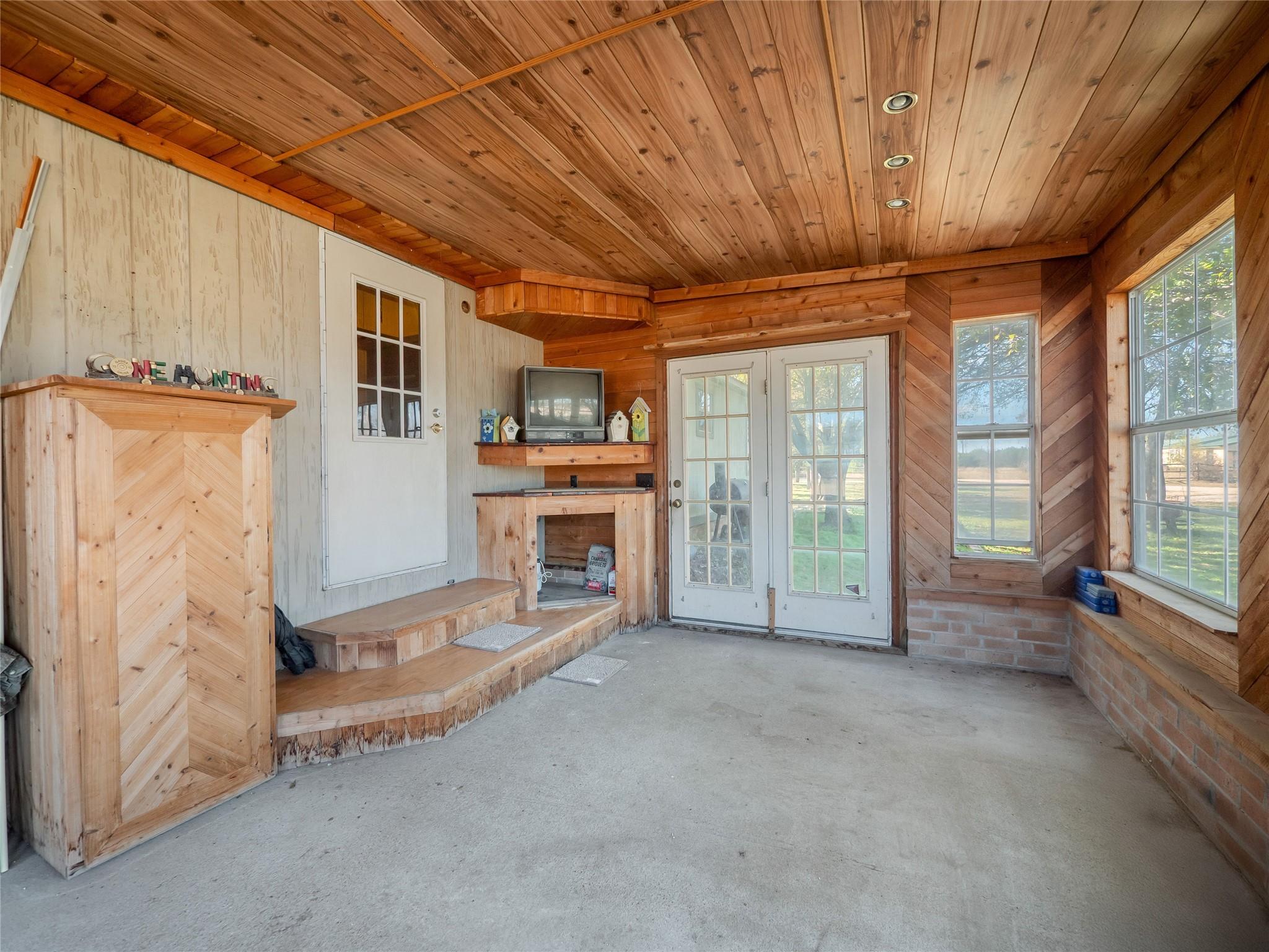 5900 Highway 138, Florence, TX 76527