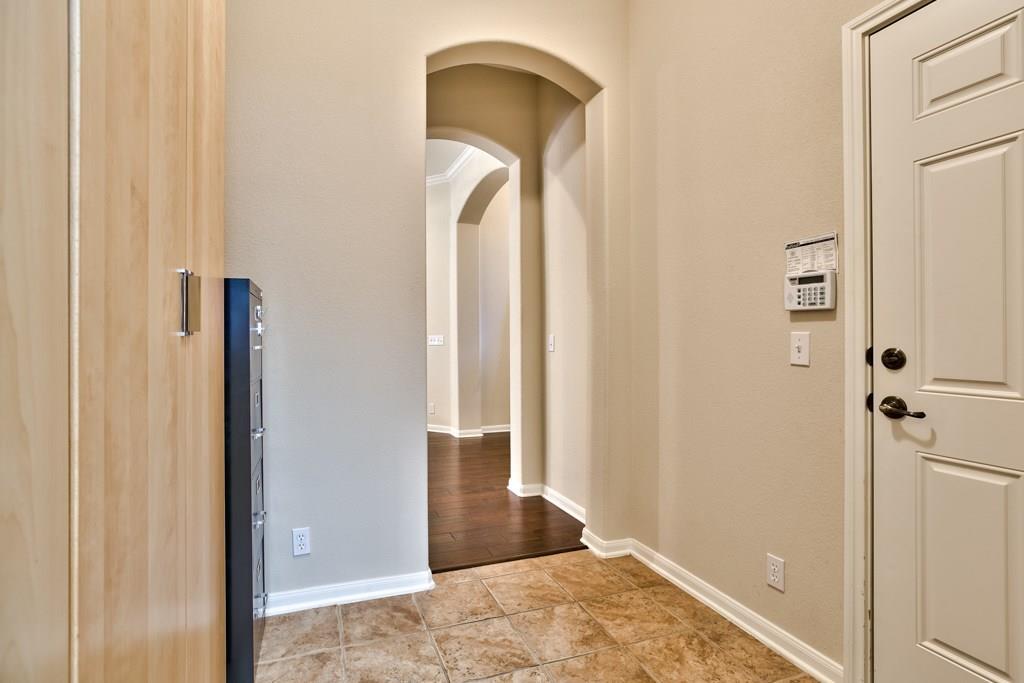 9308 Manipari Ln, Austin, TX 78749