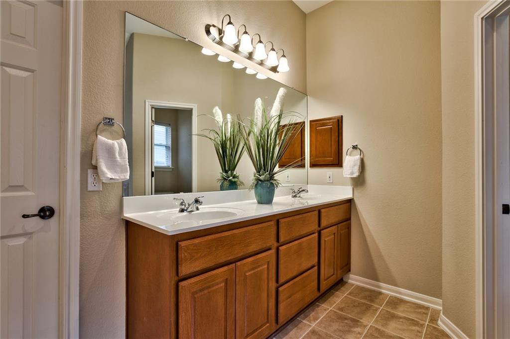 9308 Manipari Ln, Austin, TX 78749