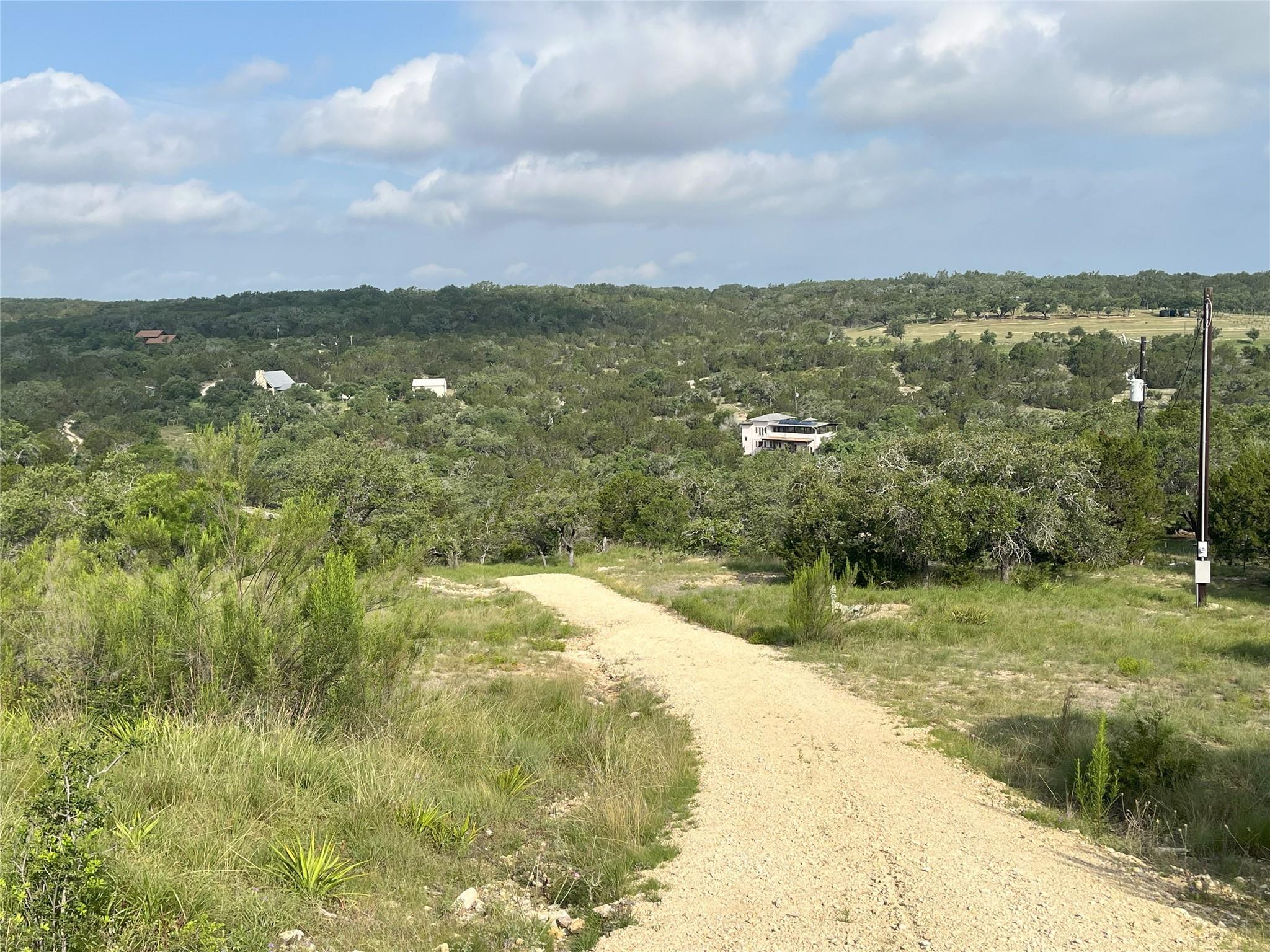 141 Hill Cv, Dripping Springs, TX 78620