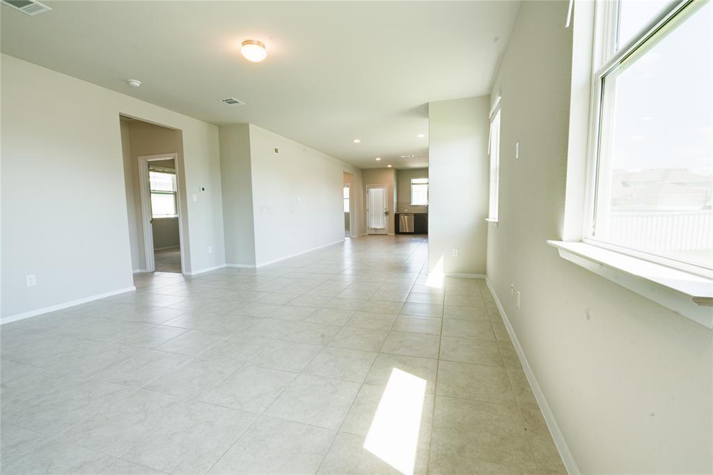 300 Fabion St, Kyle, TX 78640