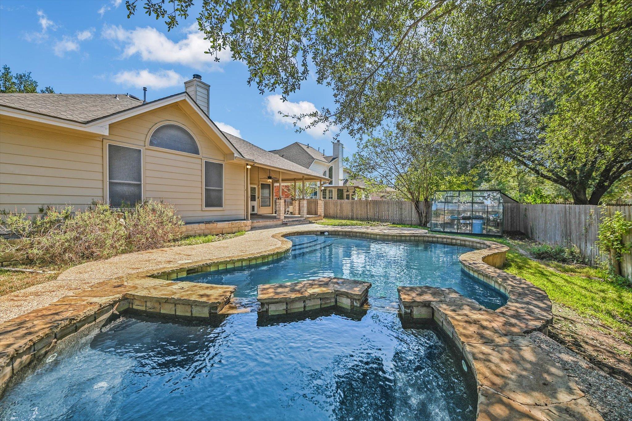 1504 Laurel Oak Loop, Round Rock, TX 78665