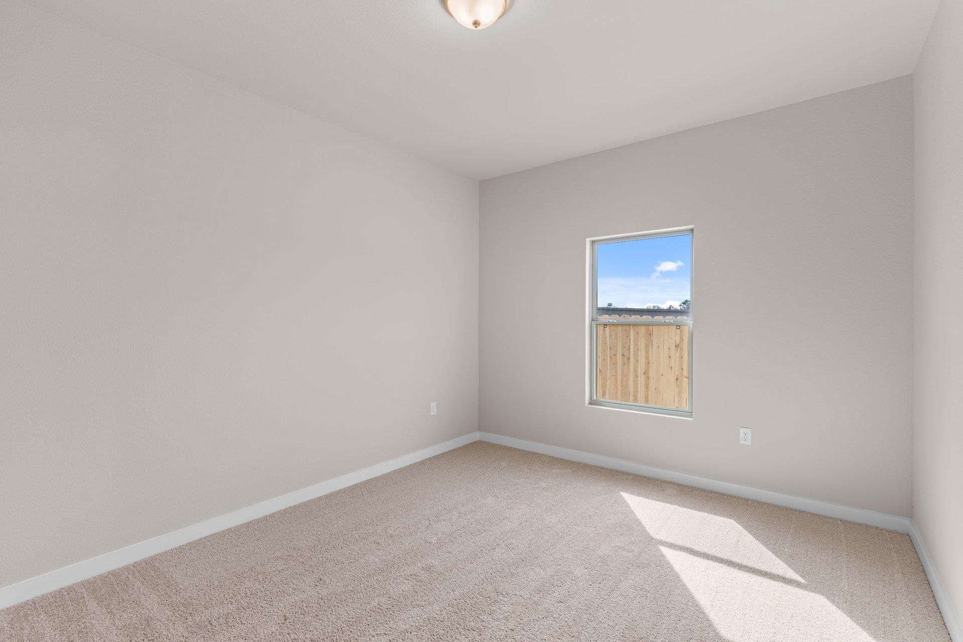 13504 Gray Landing Dr, Elgin, TX 78621