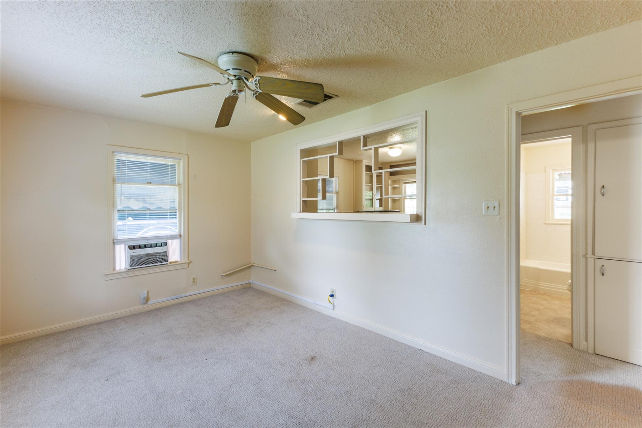 1902 Pasadena Dr, Austin, TX 78757