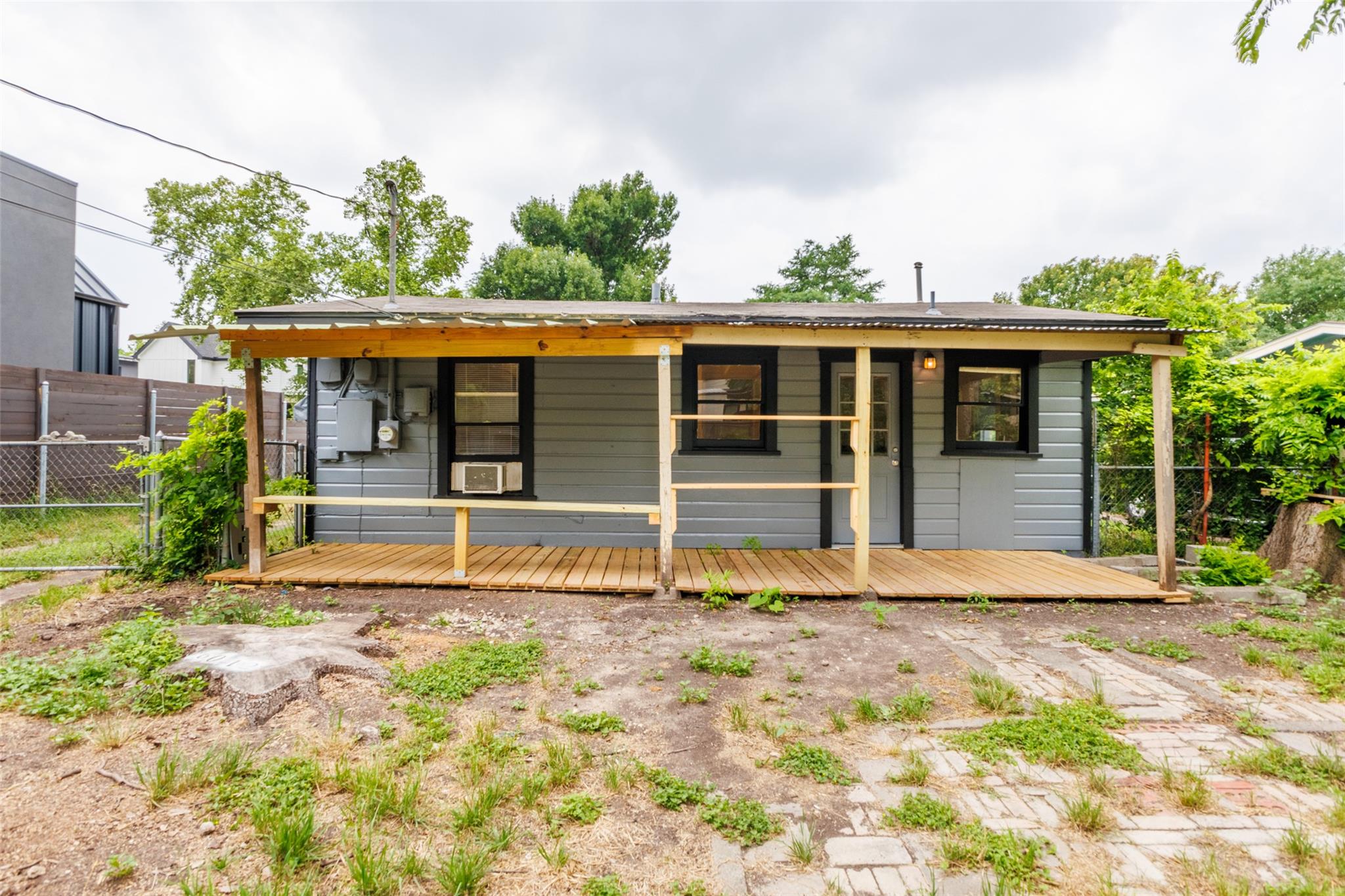 1902 Pasadena Dr, Austin, TX 78757