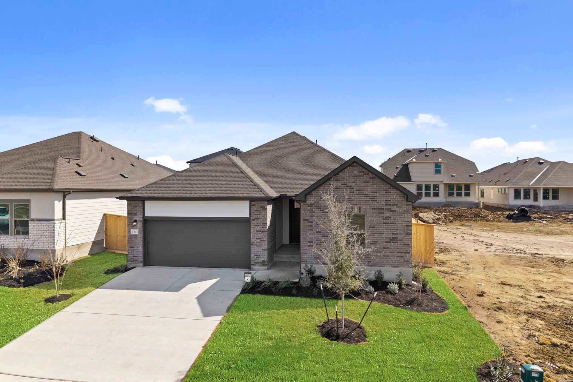 13613 Gray Landing Dr, Elgin, TX 78621