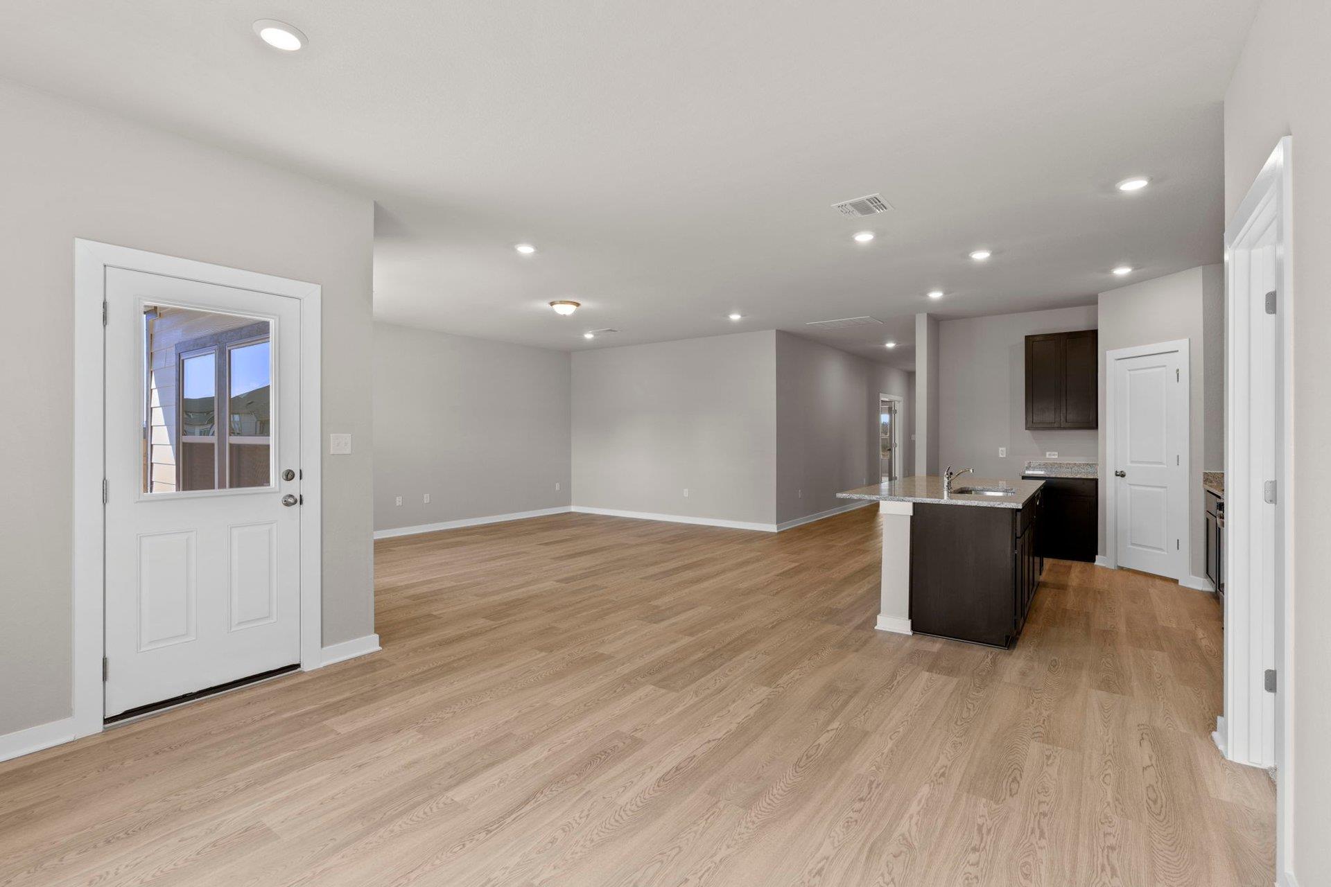 13613 Gray Landing Dr, Elgin, TX 78621