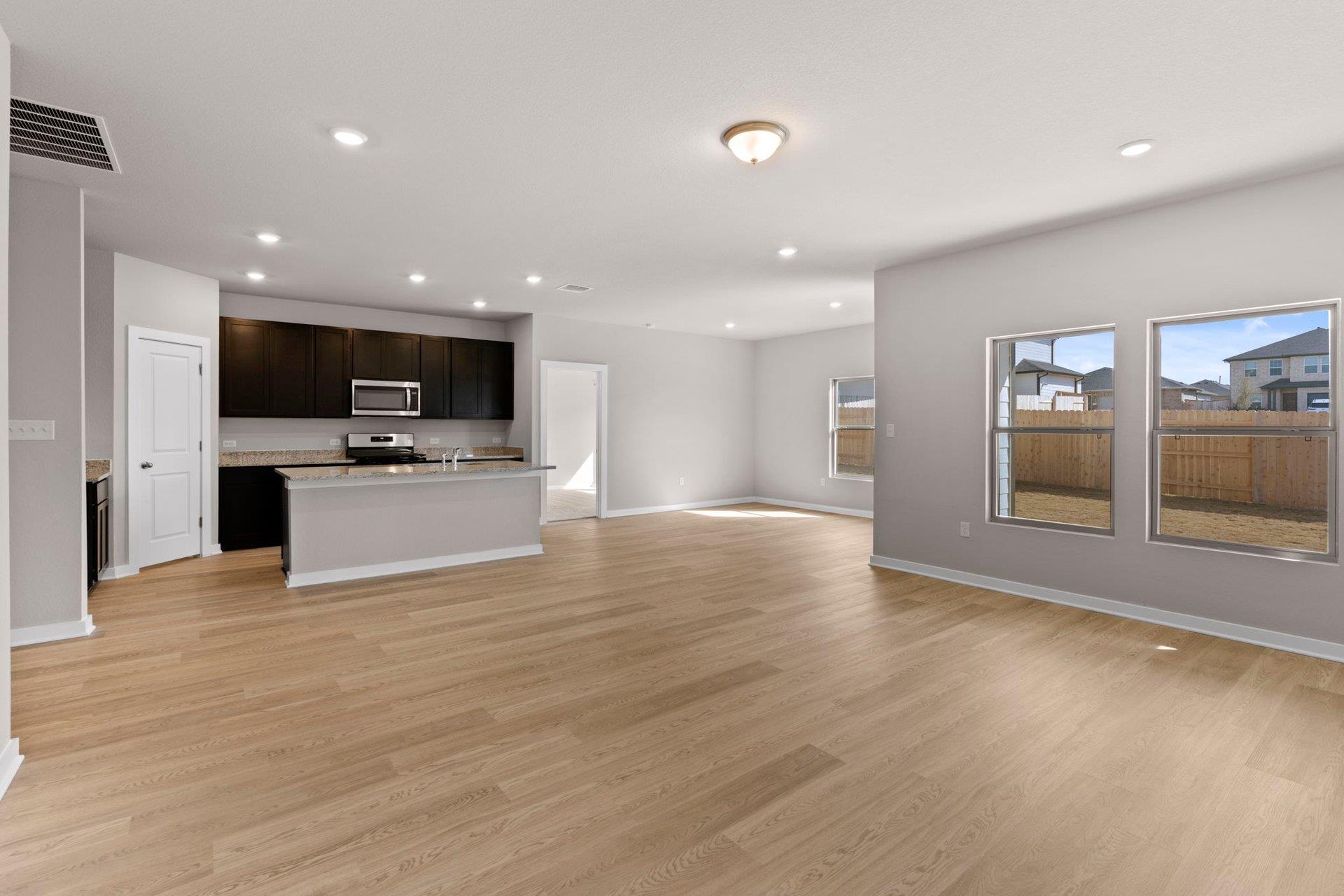 13613 Gray Landing Dr, Elgin, TX 78621