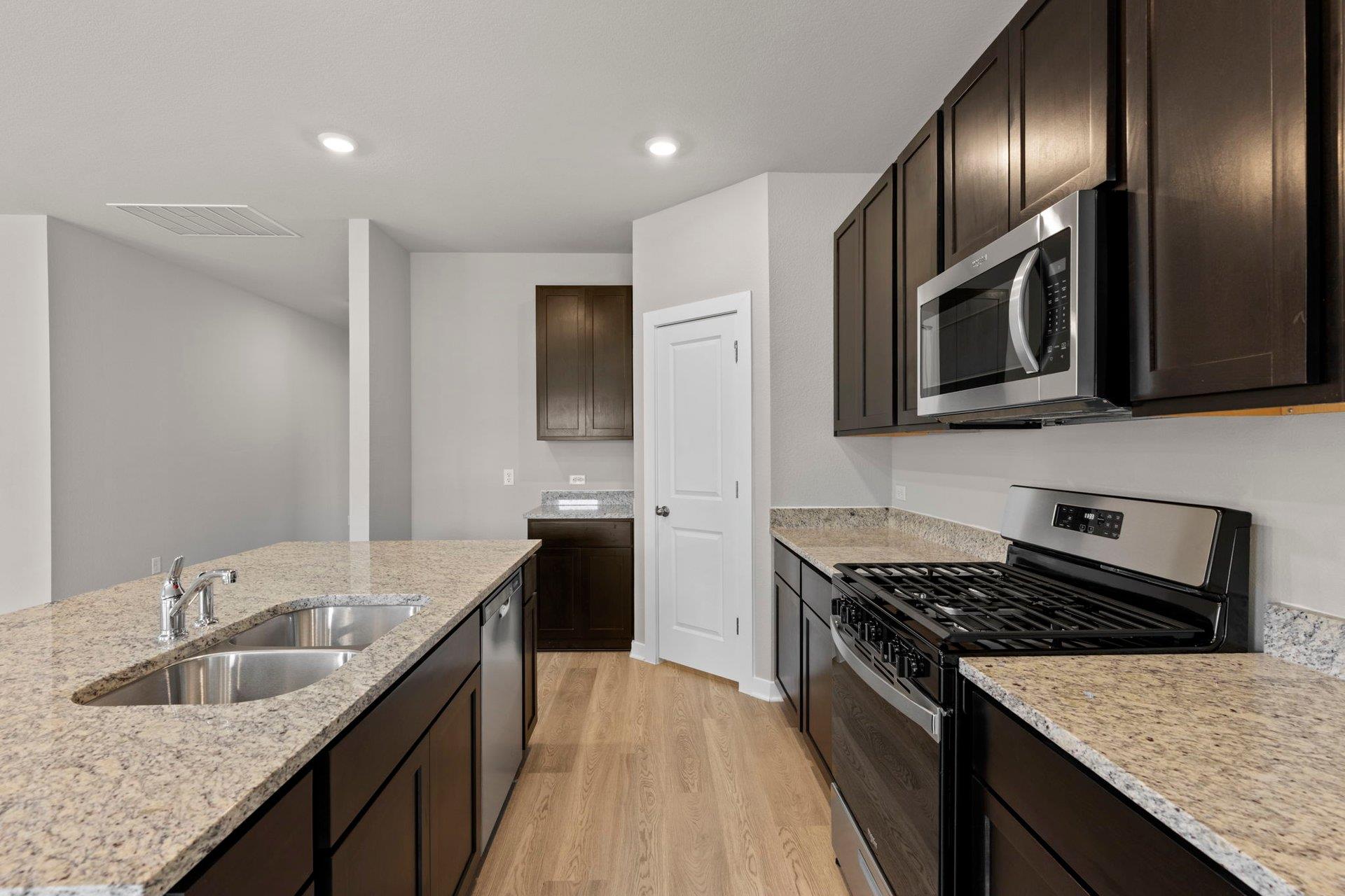 13613 Gray Landing Dr, Elgin, TX 78621