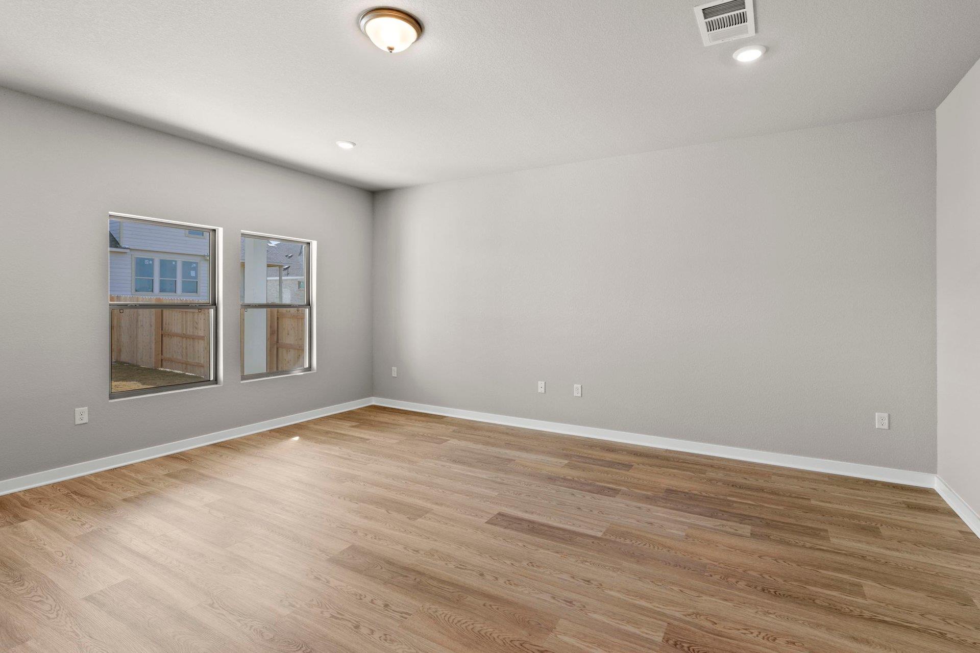 13613 Gray Landing Dr, Elgin, TX 78621