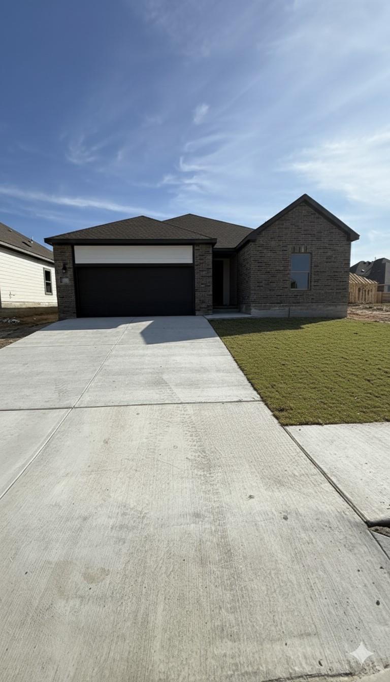 13613 Gray Landing Dr, Elgin, TX 78621