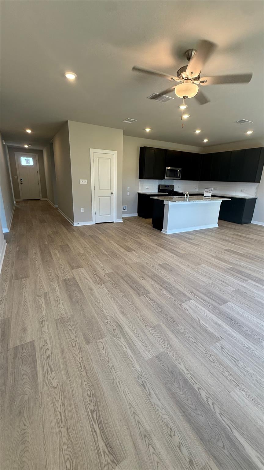 13617 Gray Landing Dr, Elgin, TX 78621