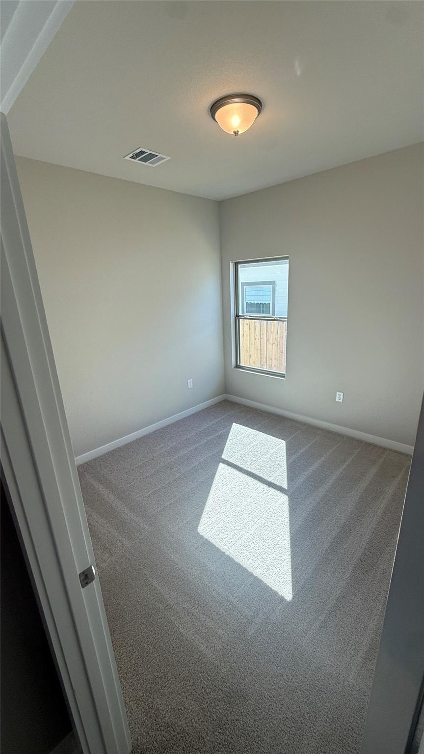 13617 Gray Landing Dr, Elgin, TX 78621