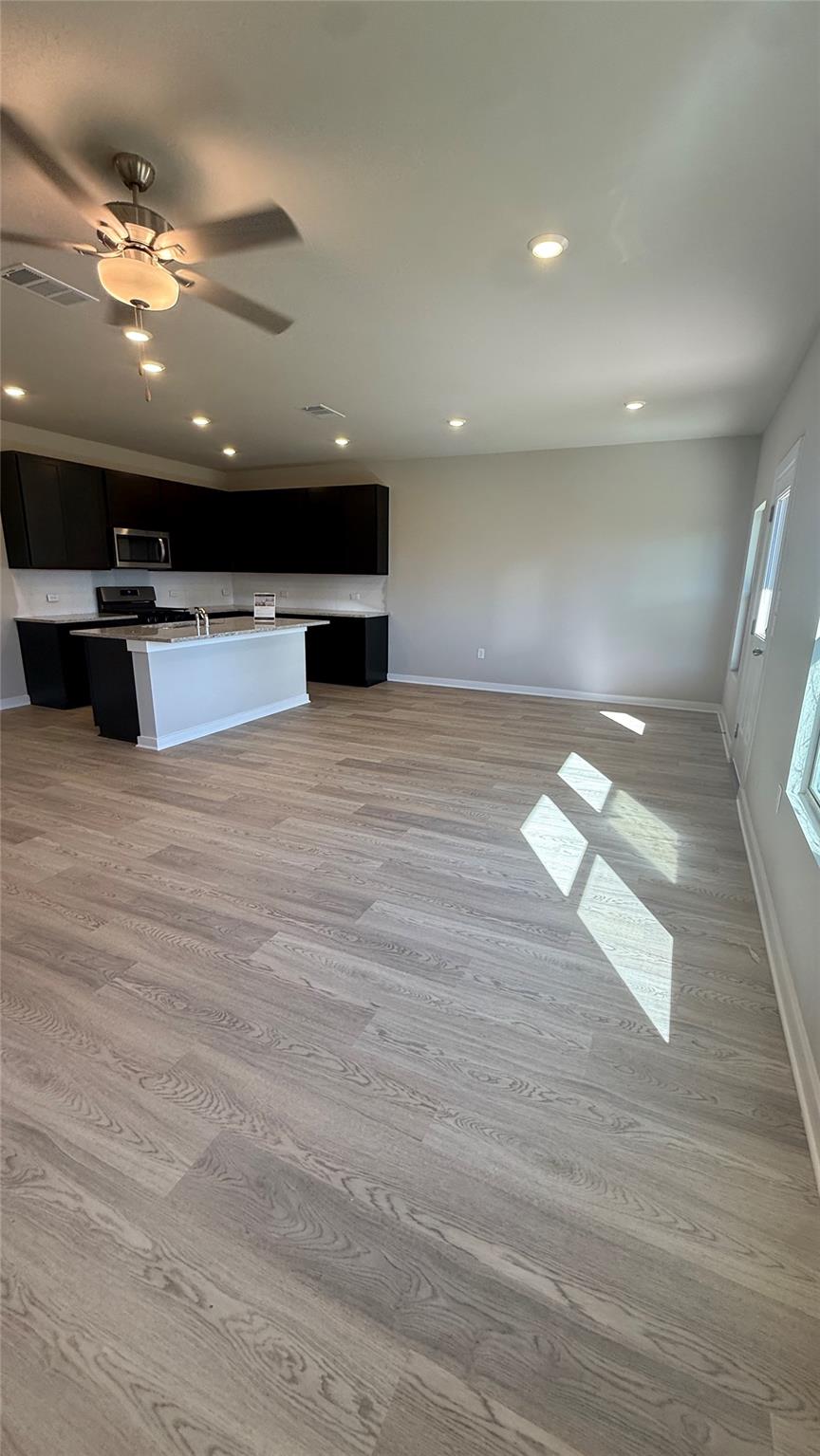 13617 Gray Landing Dr, Elgin, TX 78621