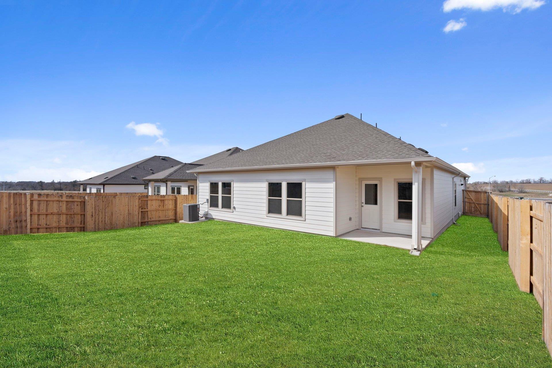 13621 Gray Landing Dr, Elgin, TX 78621