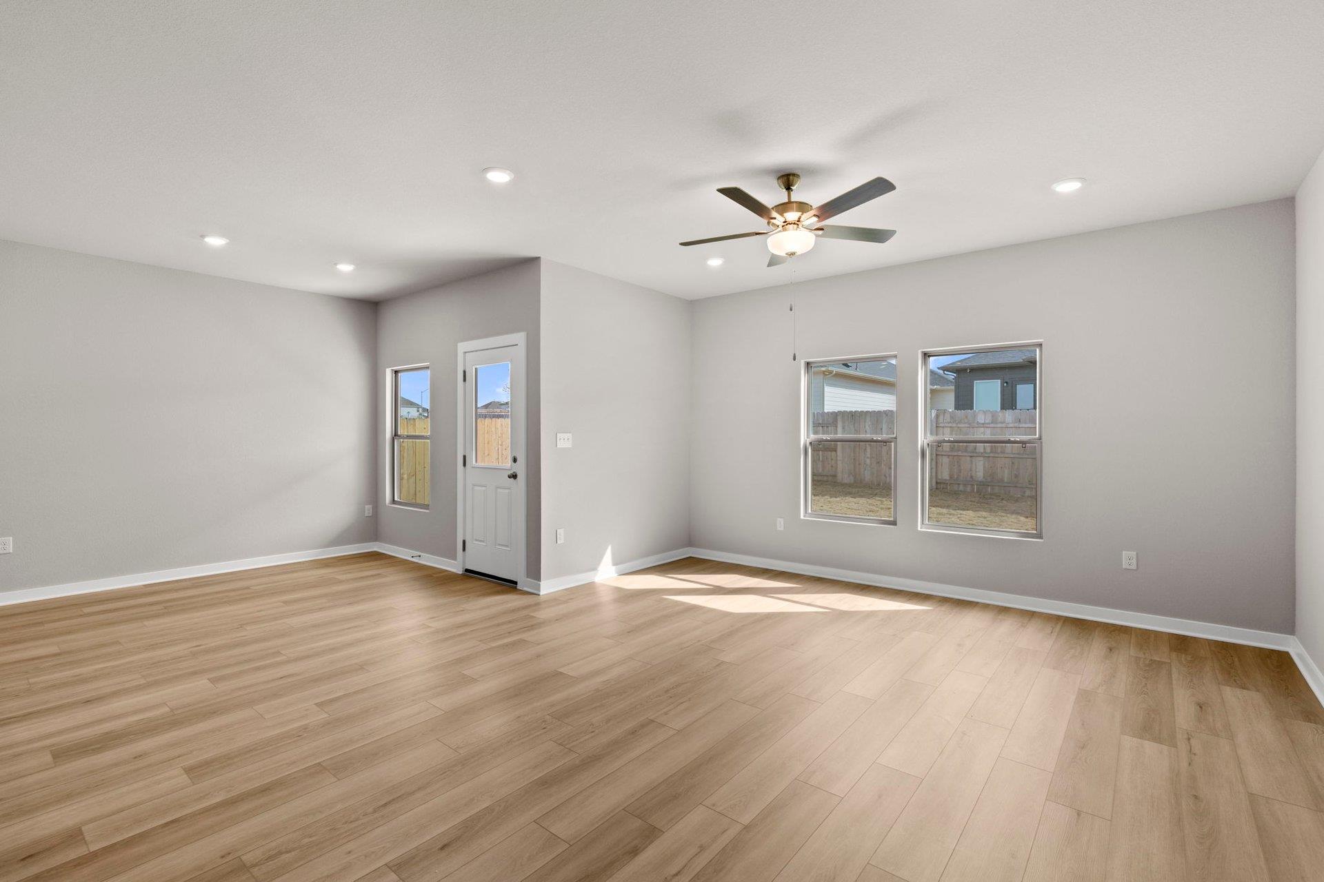 13621 Gray Landing Dr, Elgin, TX 78621