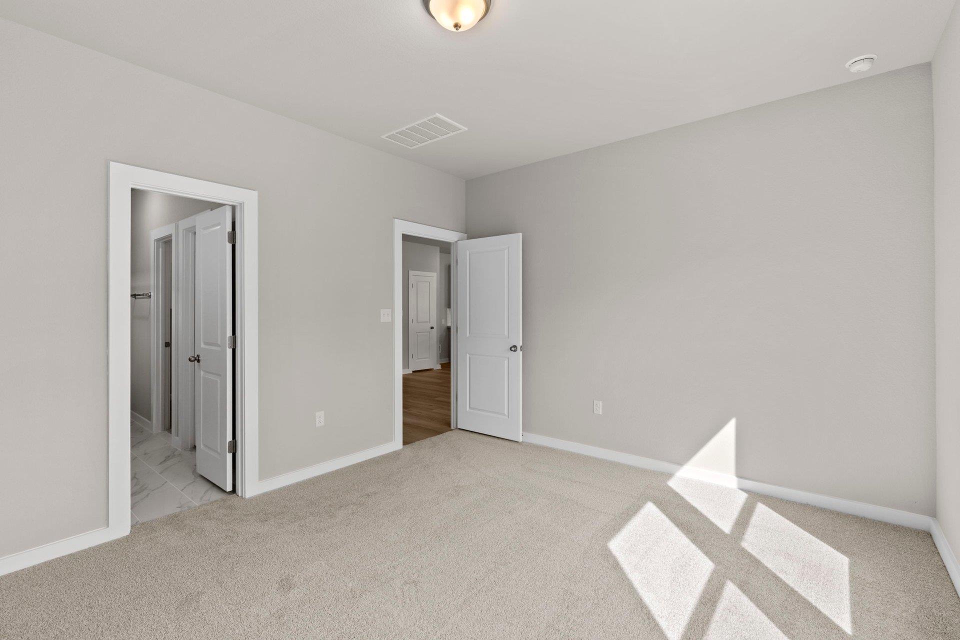 13621 Gray Landing Dr, Elgin, TX 78621