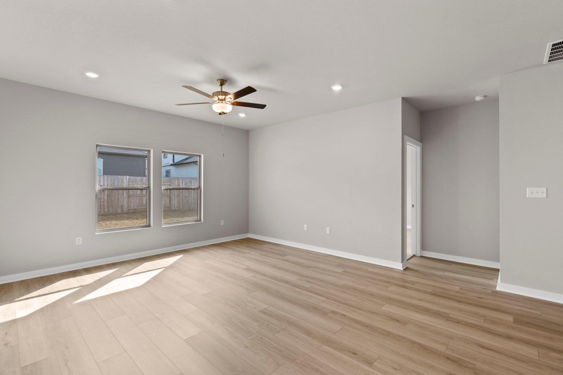 13621 Gray Landing Dr, Elgin, TX 78621