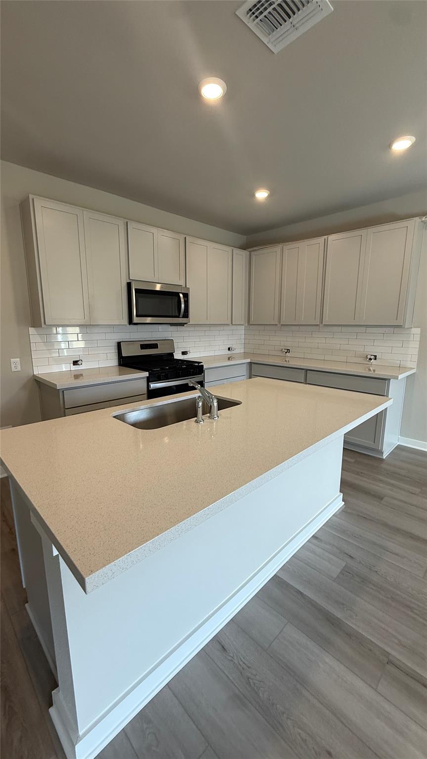 13621 Gray Landing Dr, Elgin, TX 78621