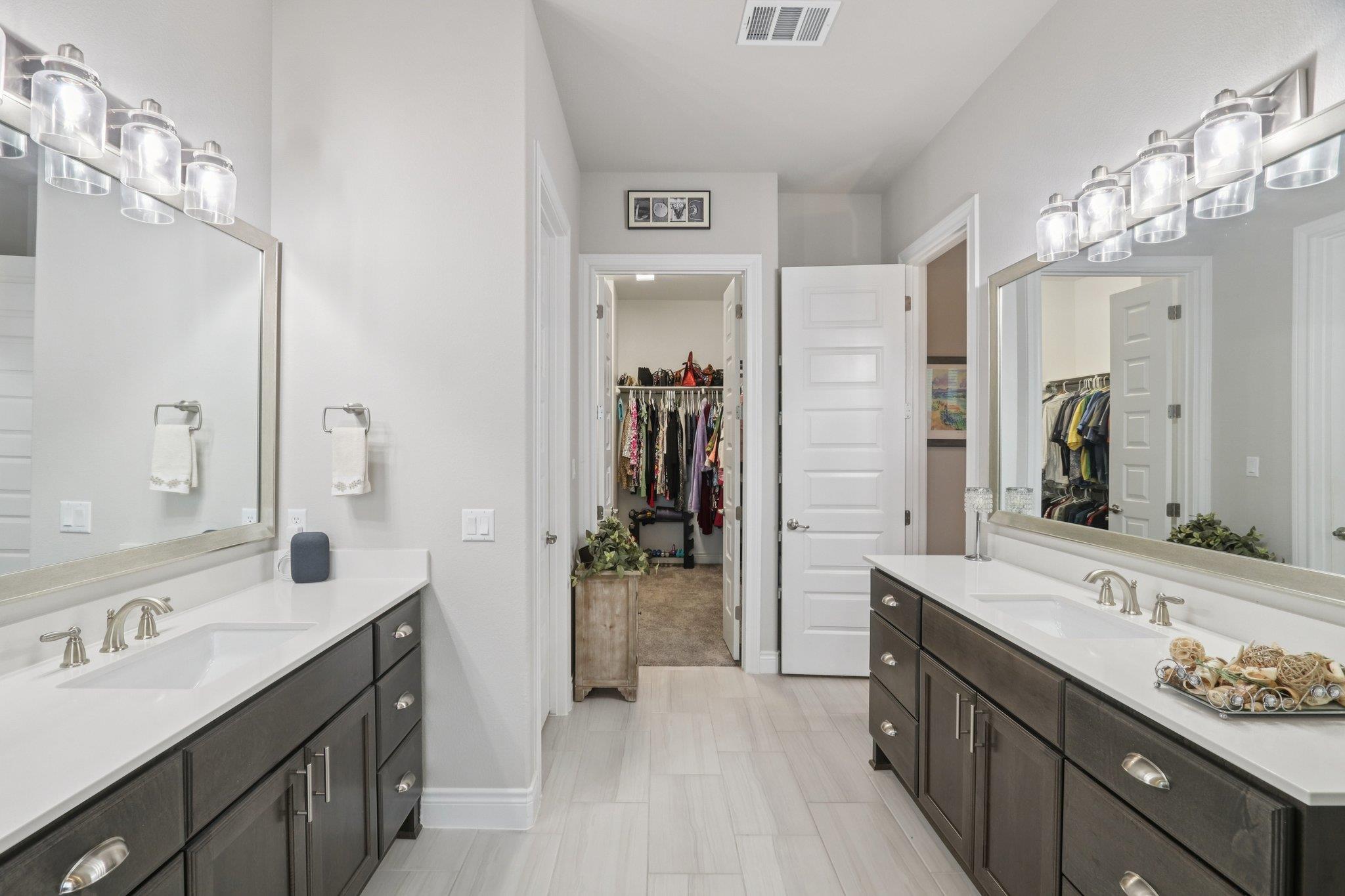 105 Houston Cv, Liberty Hill, TX 78642