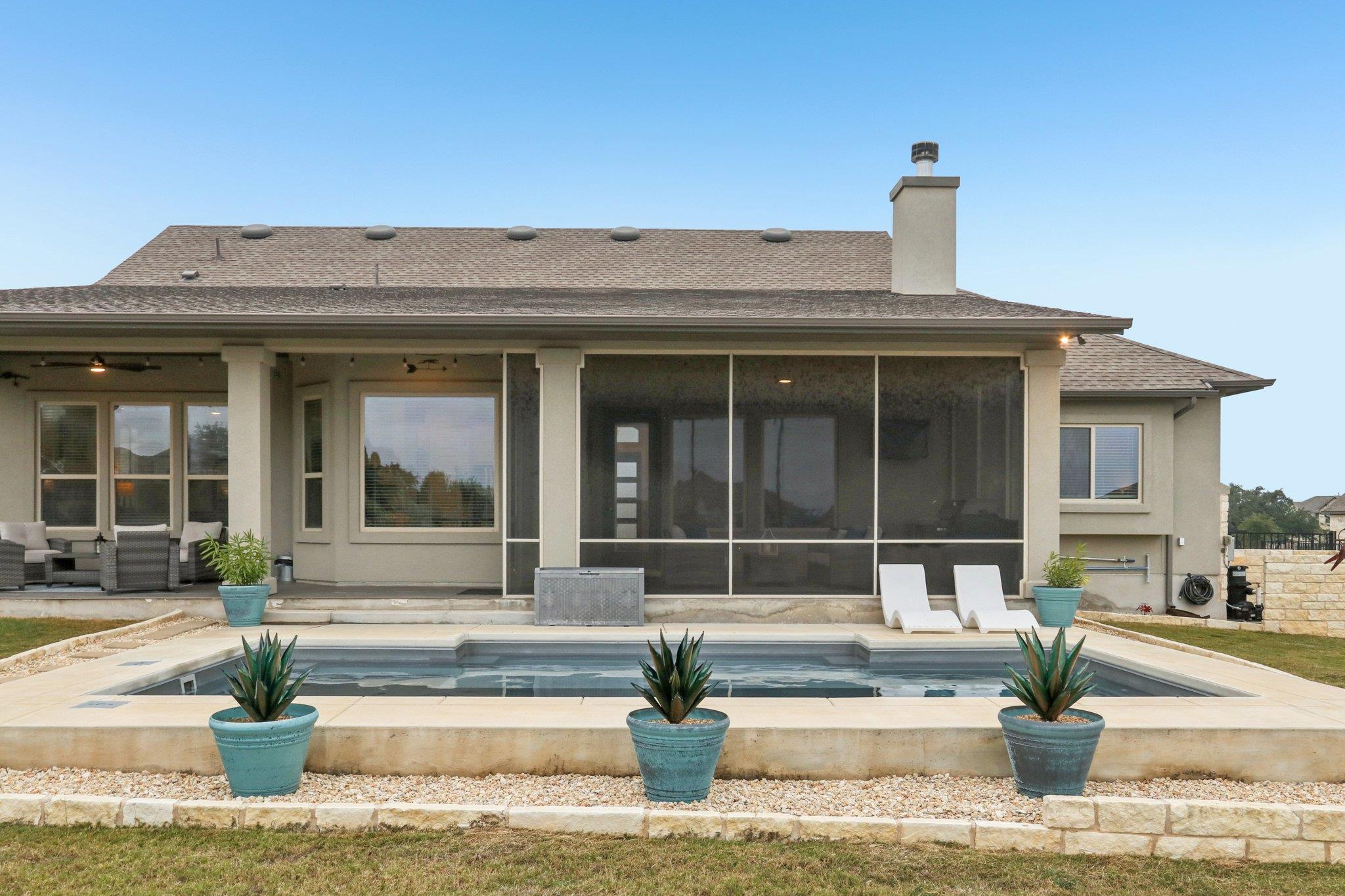 105 Houston Cv, Liberty Hill, TX 78642