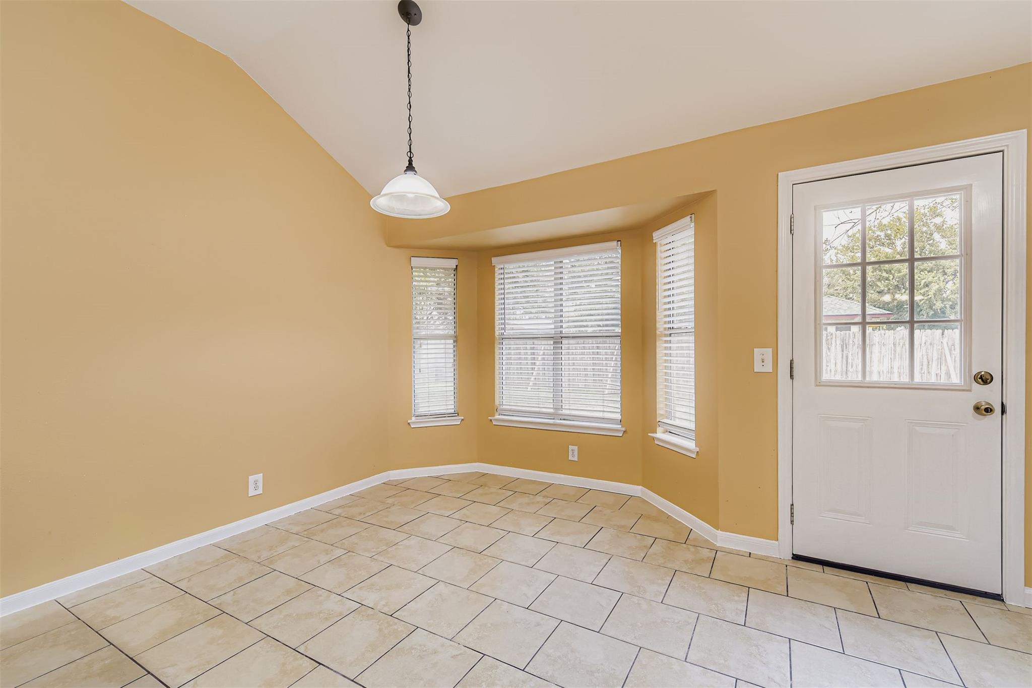 441 Keystone Loop, Kyle, TX 78640