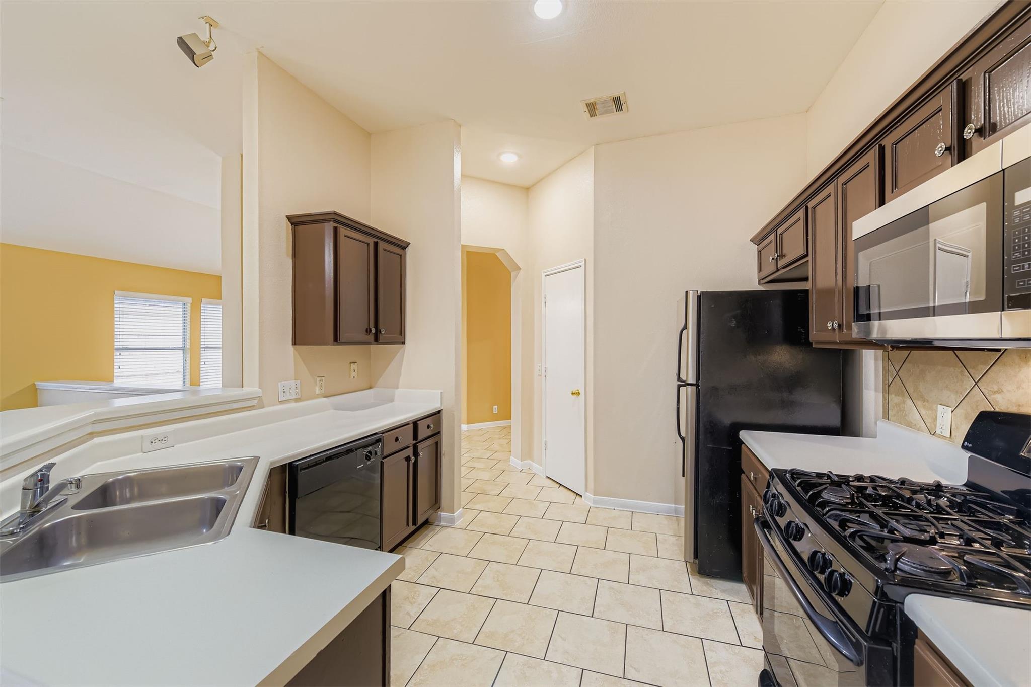 441 Keystone Loop, Kyle, TX 78640