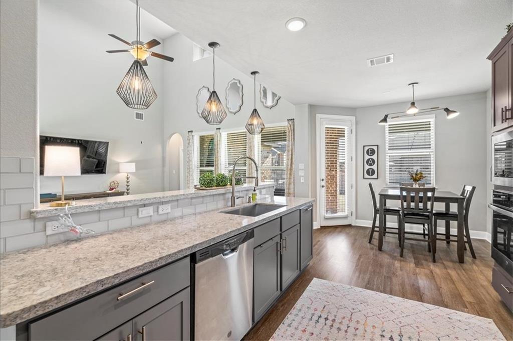 2544 Granite Hill Dr, Leander, TX 78641