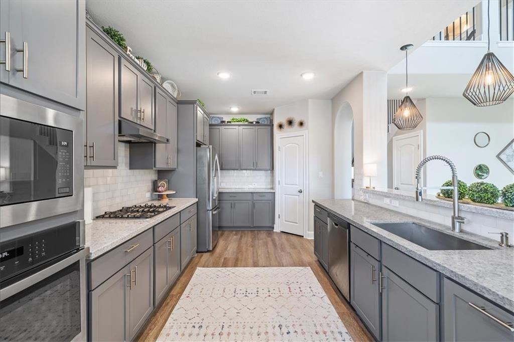 2544 Granite Hill Dr, Leander, TX 78641