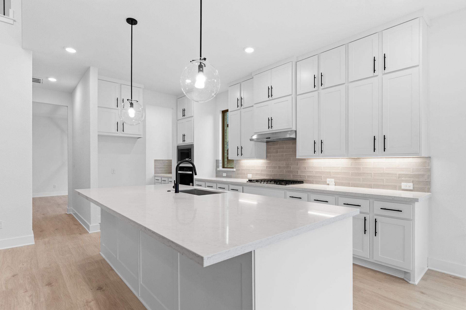 1004 Twisted Tarpley Ln, Georgetown, TX 78628