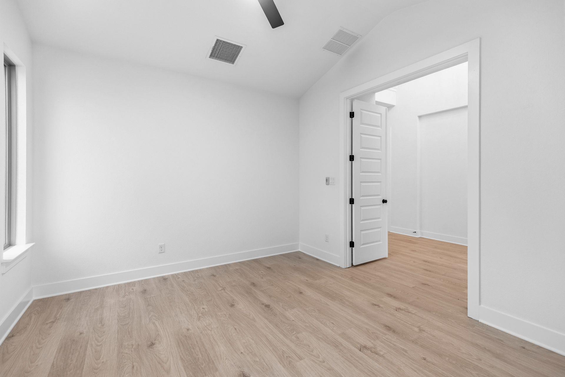 1004 Twisted Tarpley Ln, Georgetown, TX 78628