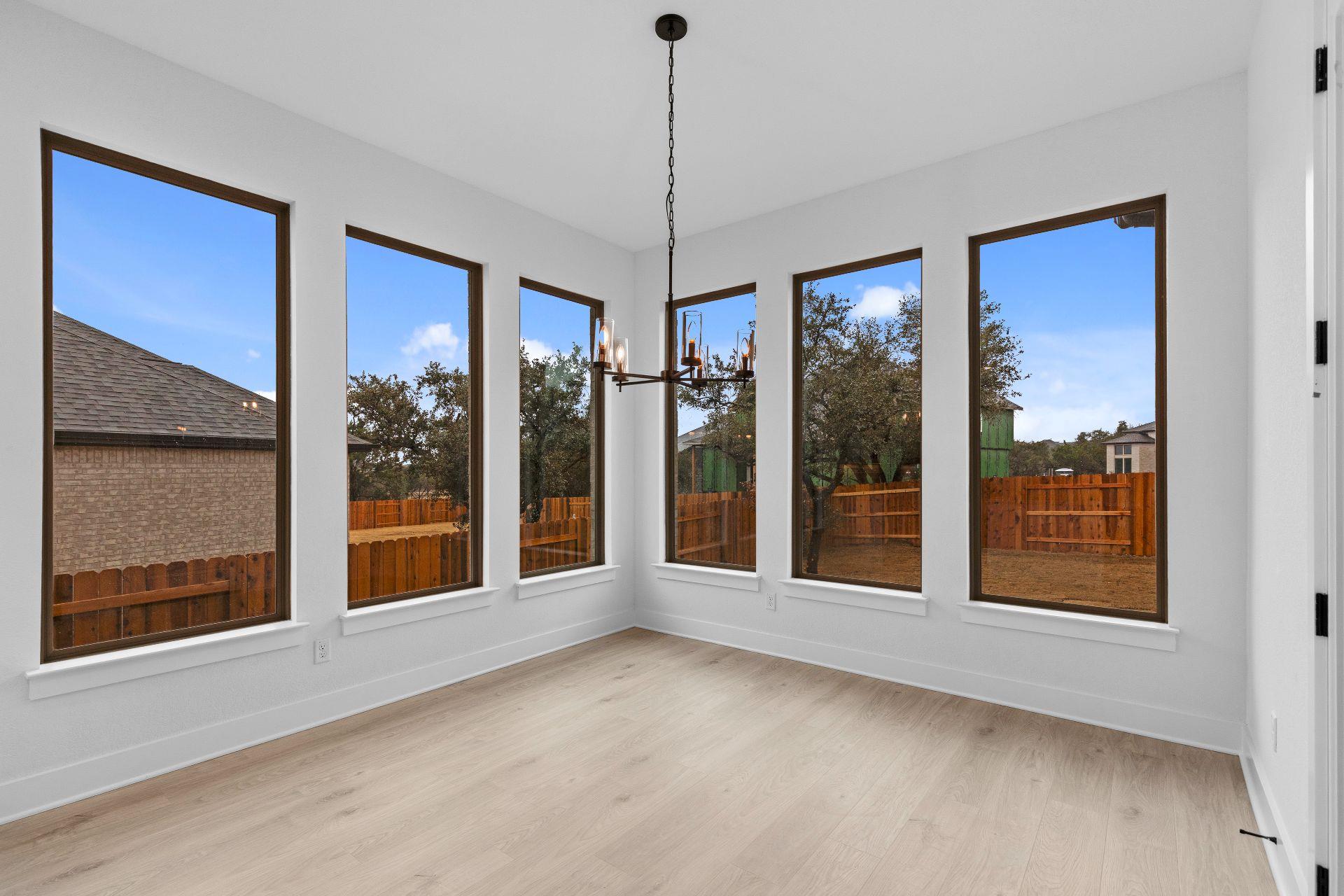 1004 Twisted Tarpley Ln, Georgetown, TX 78628