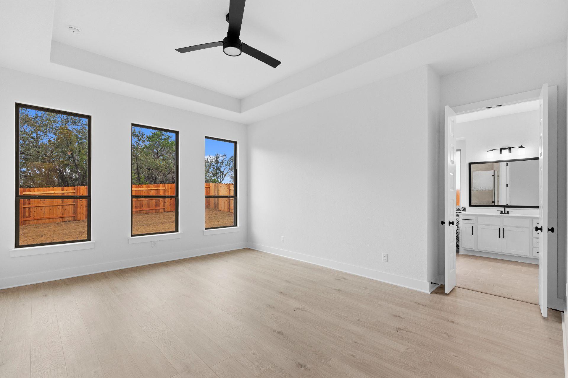 1004 Twisted Tarpley Ln, Georgetown, TX 78628