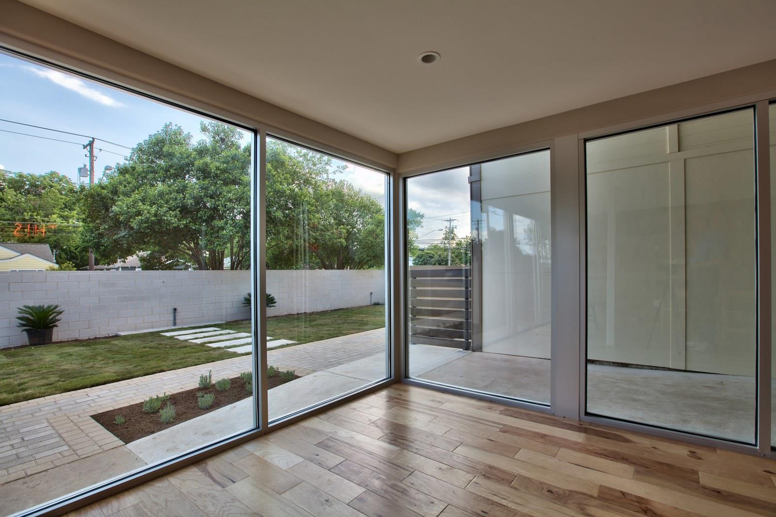 924 E 51st St # 108, Austin, TX 78751