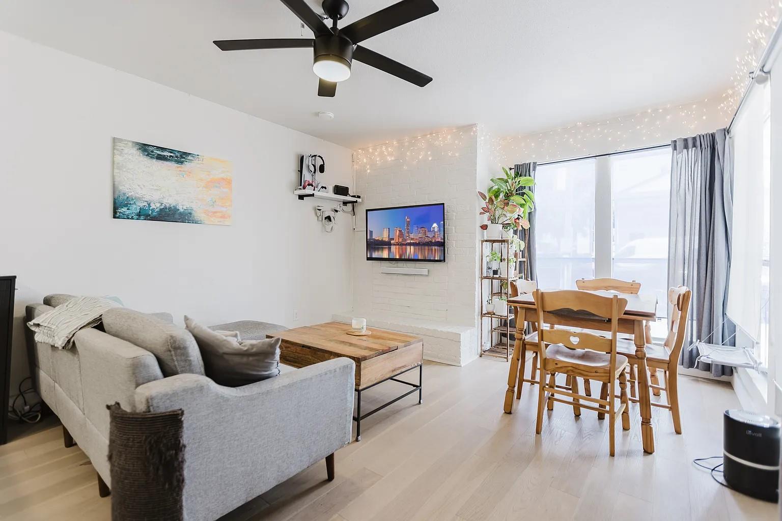 909 Reinli St # 102, Austin, TX 78751