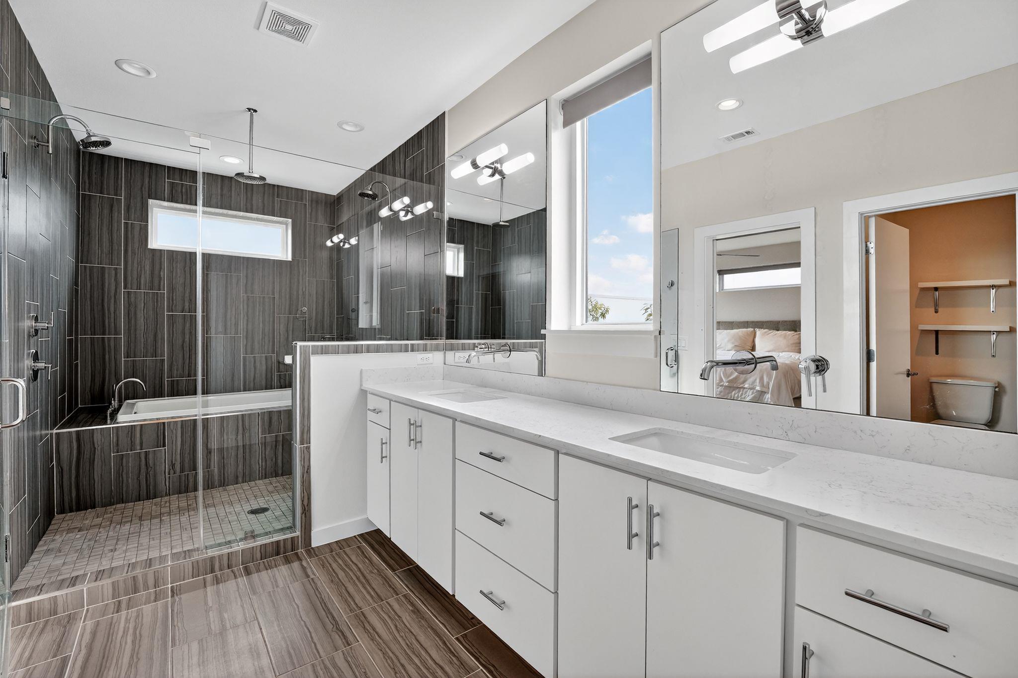 2301 Bluebonnet Ln # 5, Austin, TX 78704