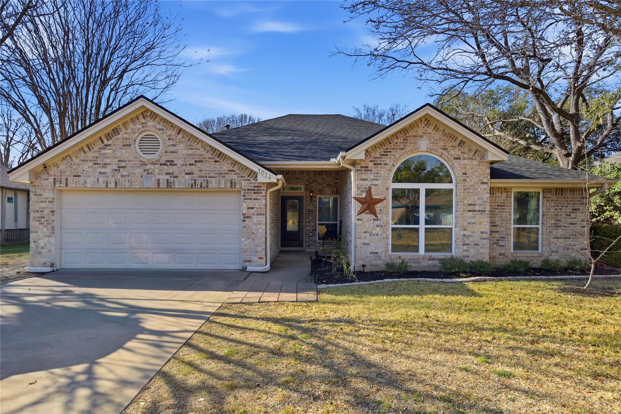 1014 Rocky Creek Dr, Pflugerville, TX 78660
