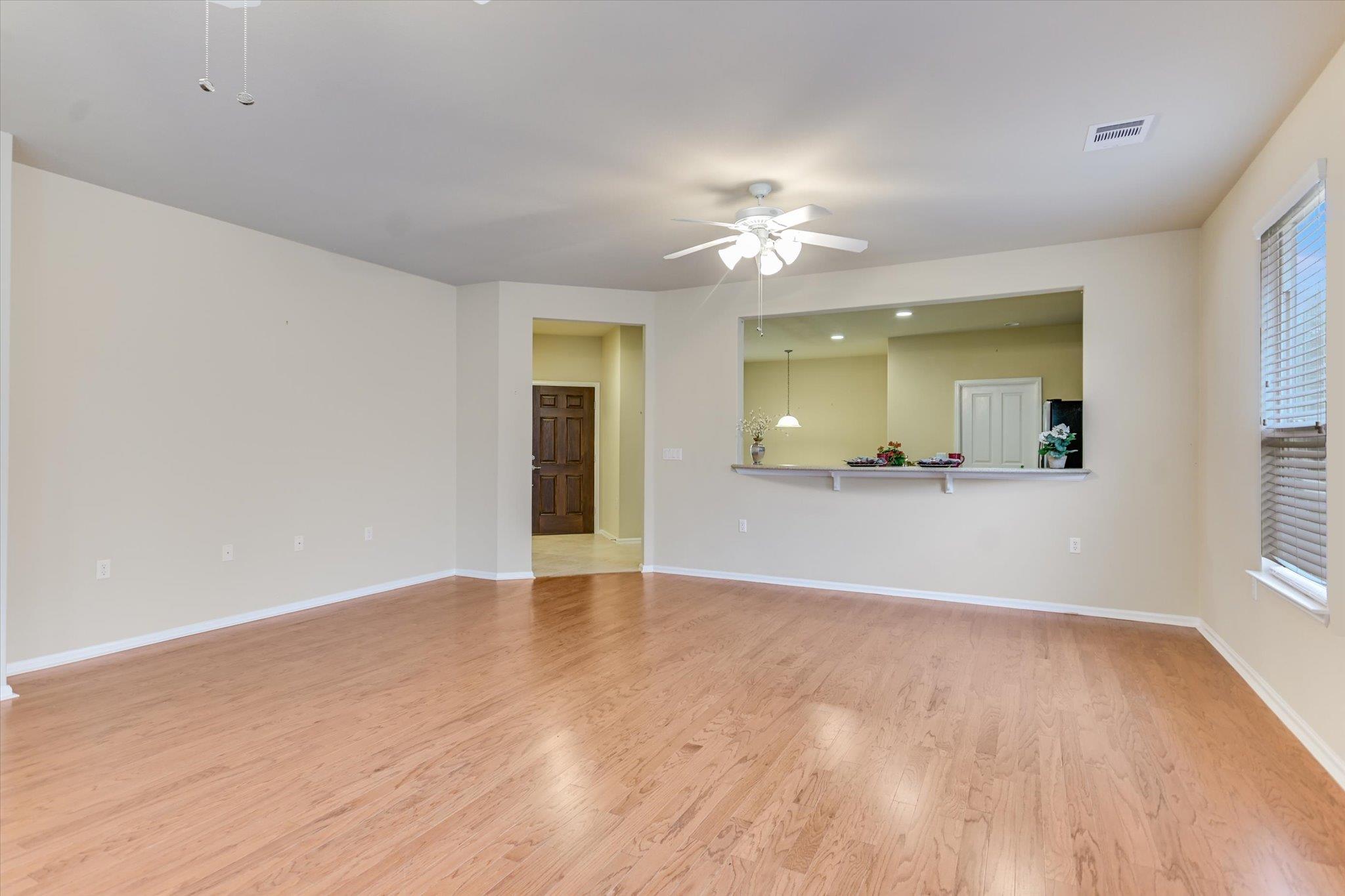 915 Apache Mountain Ln, Georgetown, TX 78633